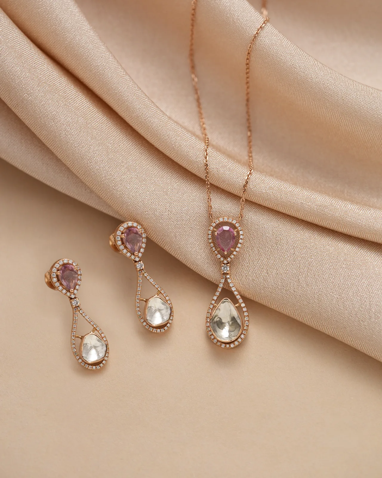 Handcrafted polki gold chain set
