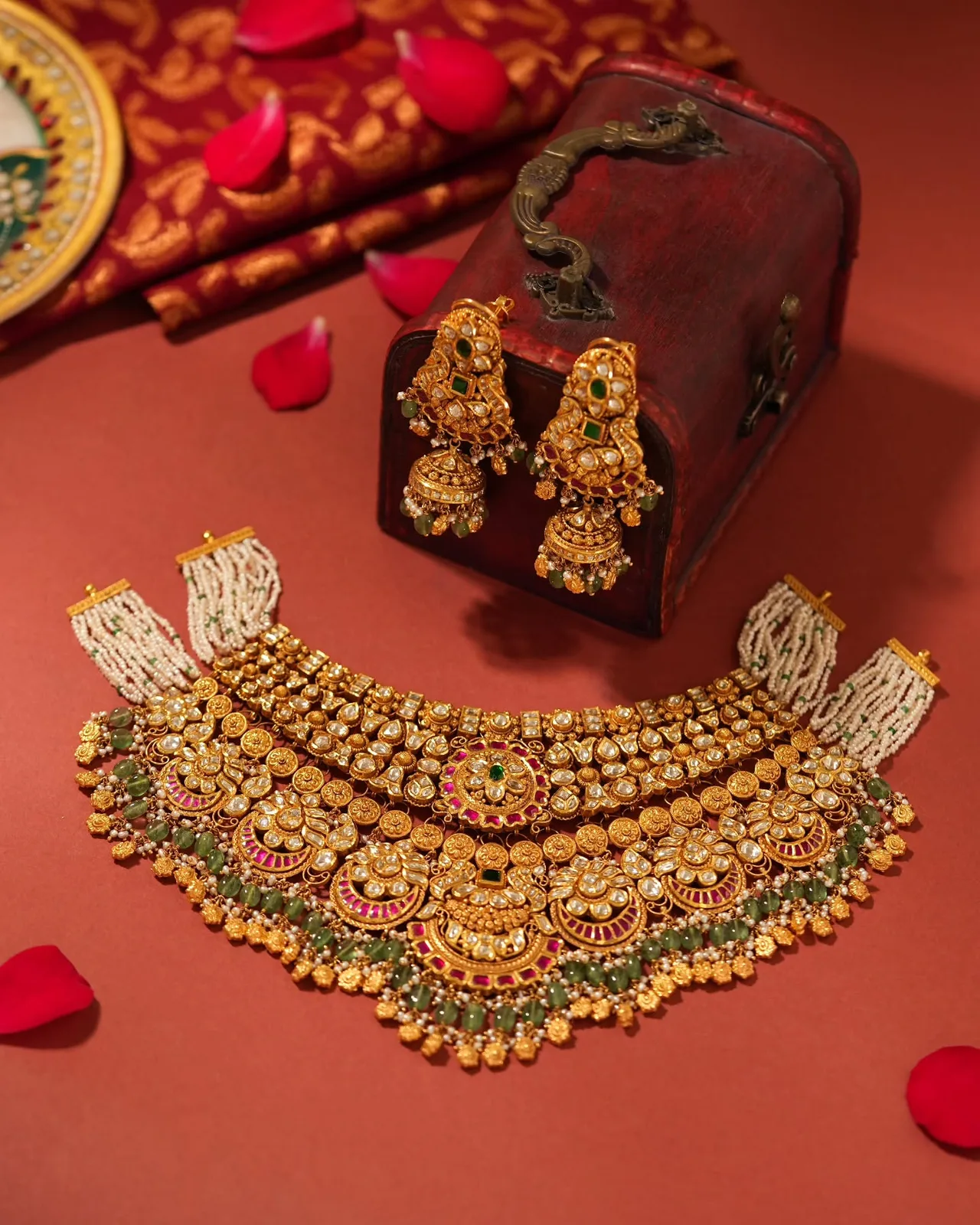 Pure Gold Jodhpur — showroom interior